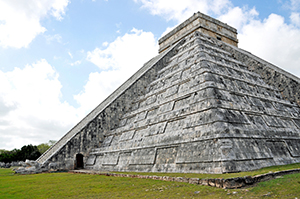 Aztec Pyramid Temple © Dennis Jarvis