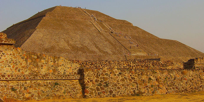 Pyramid of the Sun © haRee